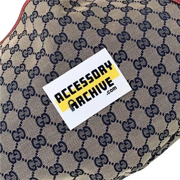 GUCCI Abbey Monogram Shoulder Bag - Picture 4 of 13